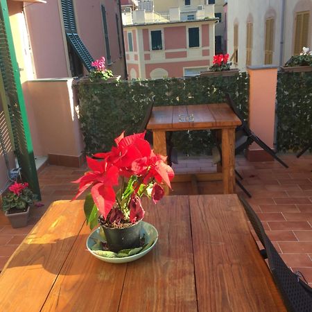 La Terrazza Bed and Breakfast Varazze Eksteriør billede